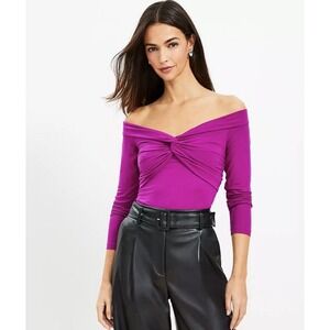 LOFT Magenta Off-Shoulder Twist Front Top‎ – Size XL